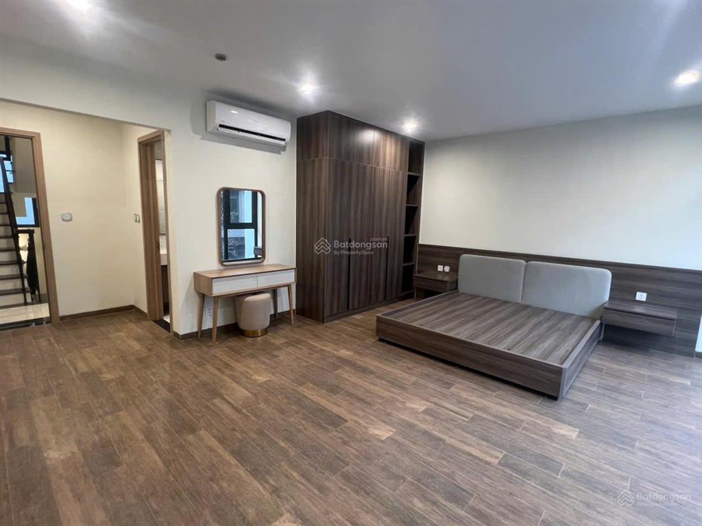 Cần cho thuê nhà 4pn 5 tầng mới hoàn thiện ocean park 3