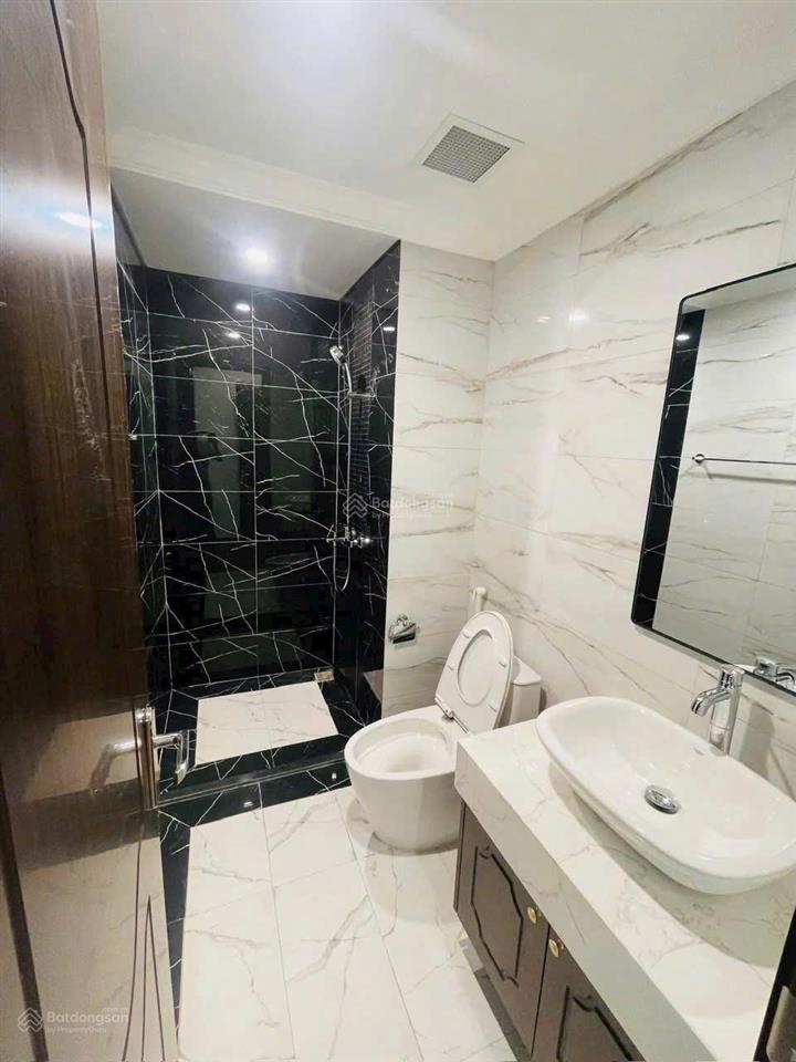 Cho thuê nhà 5 tầng full đồ phân khu thời đại vinhomes ocean park 3