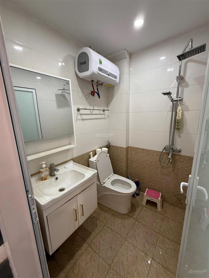 Cho thuê nhà 5 tầng 34m2. phú lương hà đông