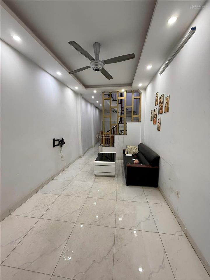 Cho thuê nhà 5 tầng 34m2. phú lương hà đông