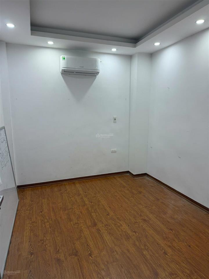 Cho thuê nhà 5 tầng 34m2. phú lương hà đông