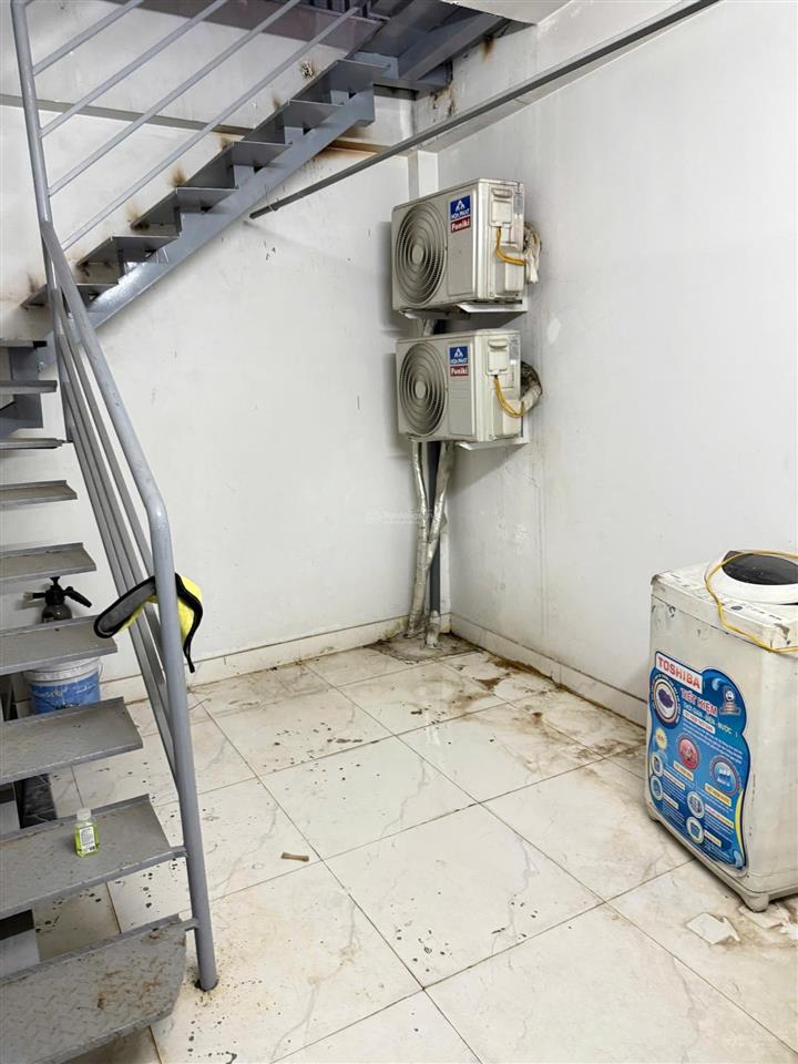 Cho thuê nhà 5 tầng 34m2. phú lương hà đông