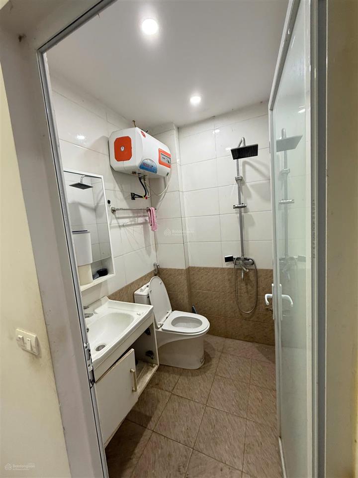 Cho thuê nhà 5 tầng 34m2. phú lương hà đông