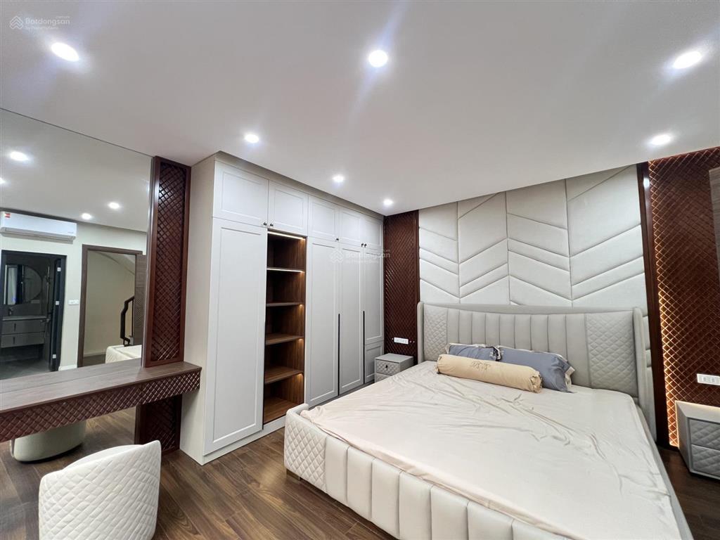 Văn phú 35m  full nội thất  ô tô 8.4 tỷ