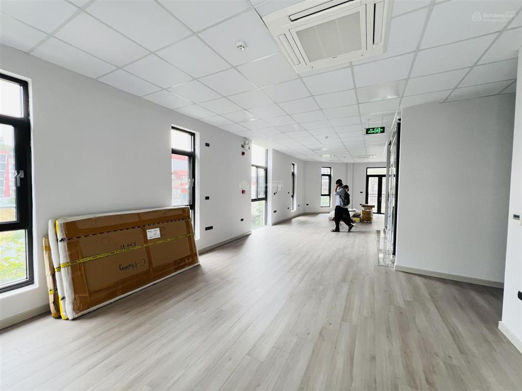 Him lam vạn phúc  cho thuê sàn văn phòng 90m2  thông sàn