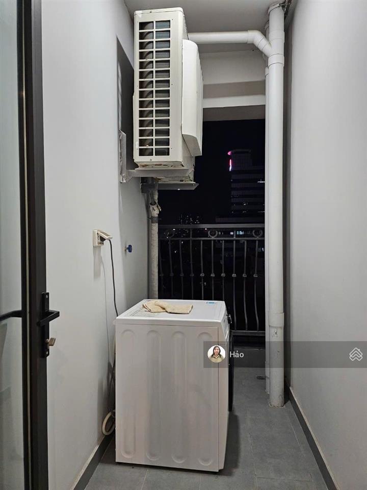 Bán căn hộ sky city 88 láng hạ. dt 144m2, 3pn, 2wc. giá 130tr/m2 full đồ. bc đông nam