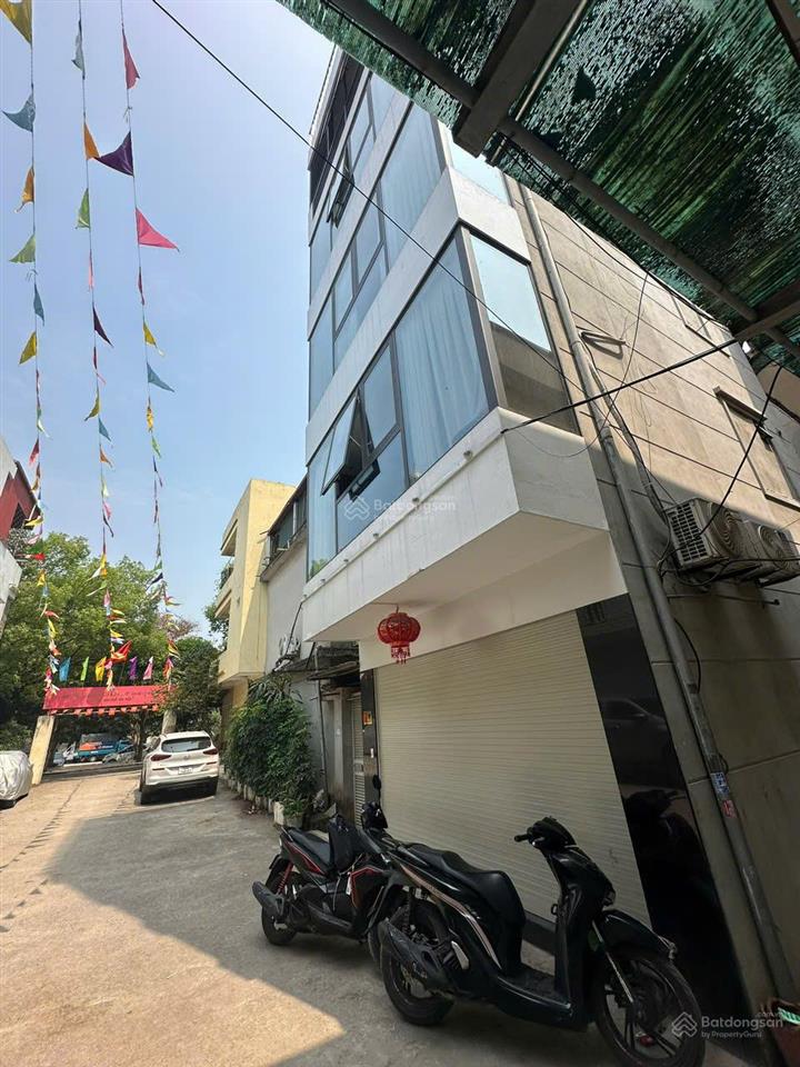 Bán nhà kinh doanh nguyễn khuyến  trần phú  hà đông vỉa hè ôtô tránh 70m² 4 tầng hoàn thiện đẹp