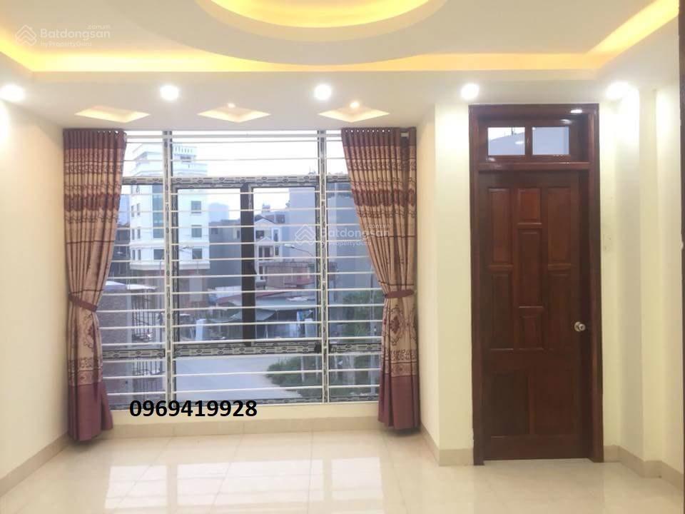 Bán căn liền kề ngay chân chung cư kđt văn khê kinh doanh tốt sát đường tố hữu 82.5m² 5 tầng