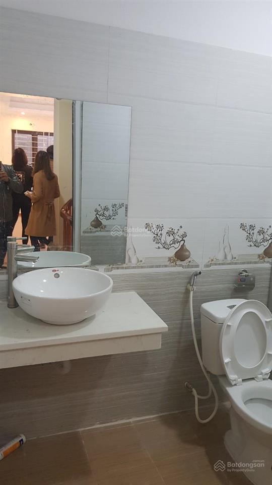 Bán nhà 4 tầng mặt ngõ thông kinh doanh nhỏ vf3 đi qua nhà ngay đường nguyễn khuyến, trần phú 38m²