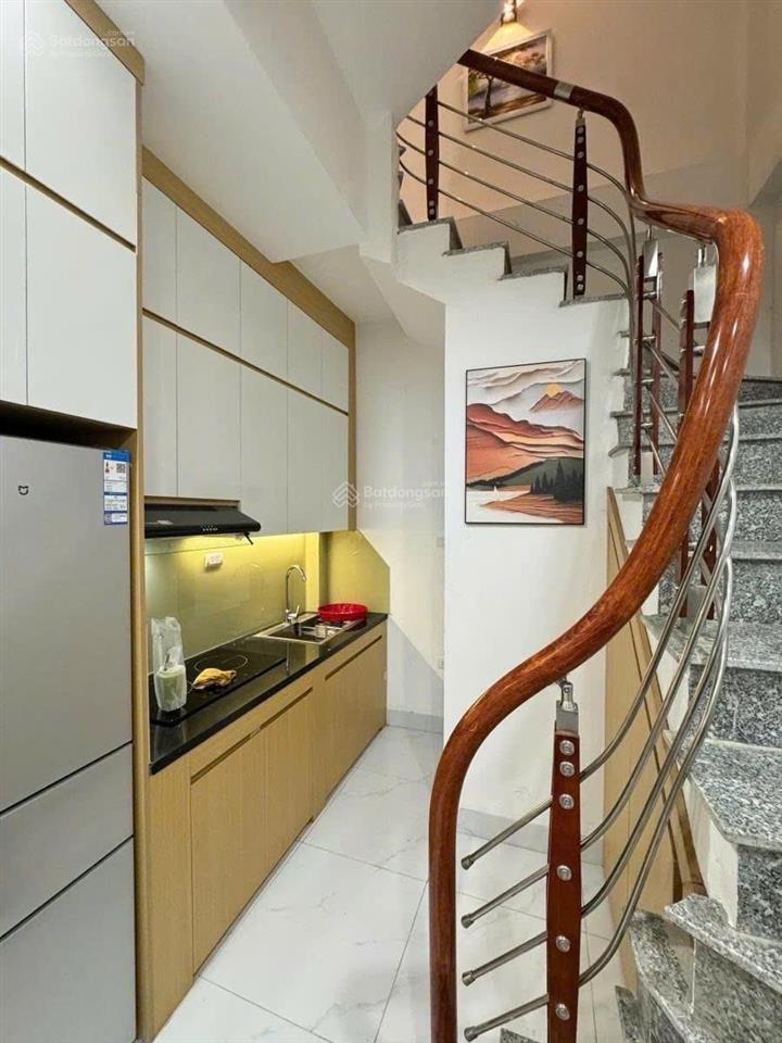 Bán nhà ngay bưu điện trung tâm hà đôngcầu am 20m2 5 tầng full nội thất oto đỗ gần
