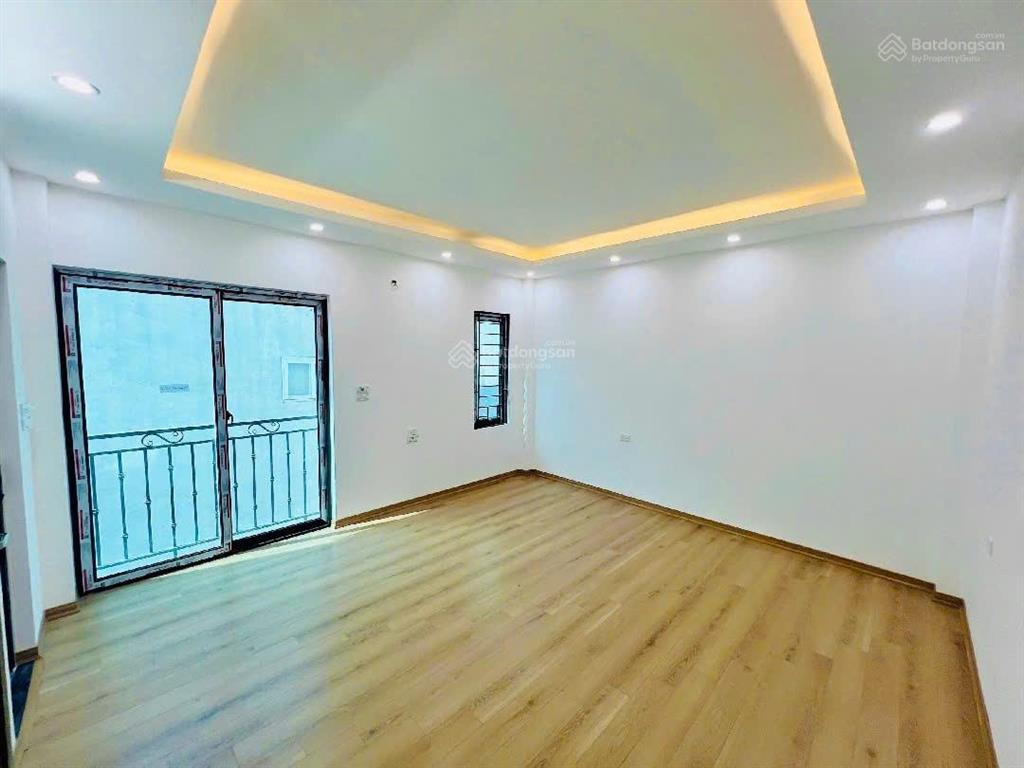 Bán nhà phố lụa ngay cầu mộ lao kinh doanh ngày đêm oto tránh vị trí trung tâm 34m2 4tầng