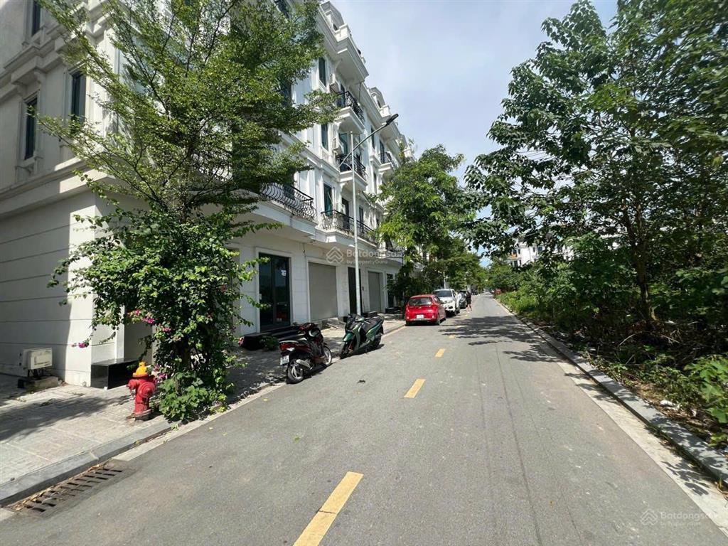 Bán căn liền kề 2 mặt kinh doanh nhỏ ngay kiến hưng luxurycông viên 365 hà đông 60m2