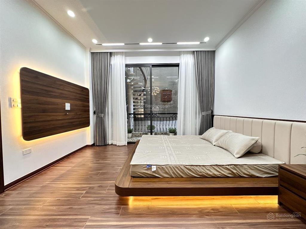 Kim mã nhà xây mới đẹp như ks 5*, view lotte, ngõ thông kd, 6t thang máy 57m mt 5m giá 17.5 tỷ tl