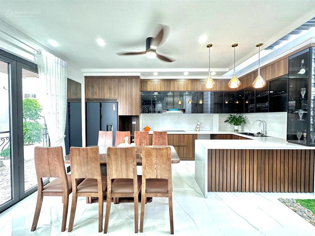 Kim mã nhà xây mới đẹp như ks 5*, view lotte, ngõ thông kd, 6t thang máy 57m mt 5m giá 17.5 tỷ tl