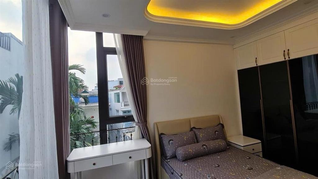 Lô góc phân lô, gara ô tô, vỉa hè 2 mặt, 3 ô tô tránh, dt 72m², giá 32 tỷ có tl
