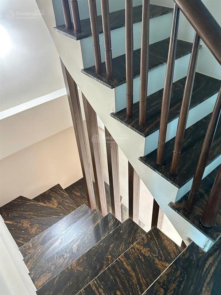 Nhìn dòng tiền xem! nhà đẹp 10 tầng có hầm, mt 9m bề thế, dt~ 3tỷ/năm 115m giá 35 tỷ