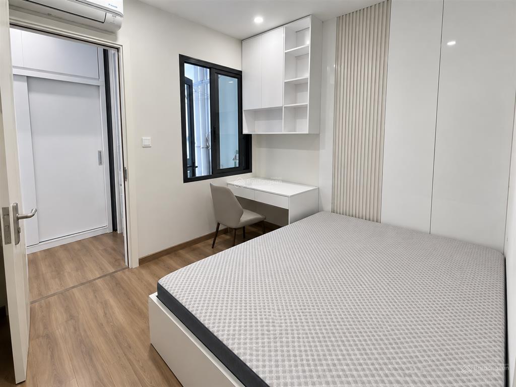 Full nội thất xịn, vào ở ngay, vin smart city 60m giá 10tr/tháng