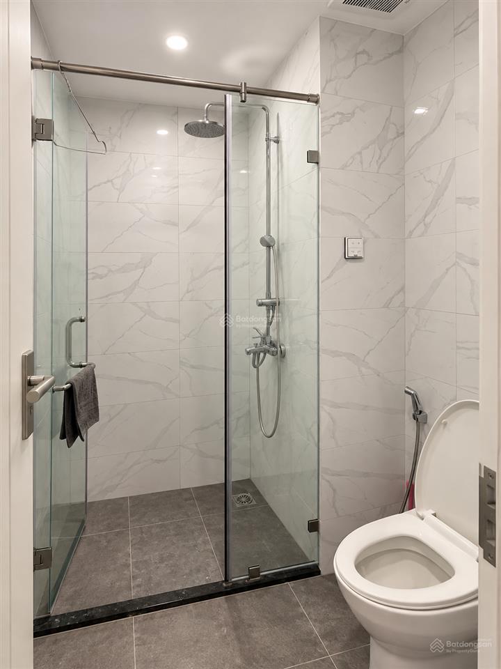 Full nội thất xịn, vào ở ngay, vin smart city 60m giá 10tr/tháng