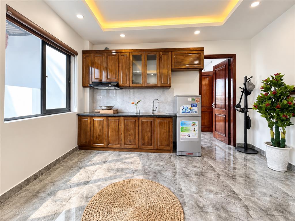 Quá rẻ! ccmn 6 tầng, 15 phòng kín full nội thất nhập ngoại, doanh thu gần 1 tỷ/năm, 75m giá 18 tỷ