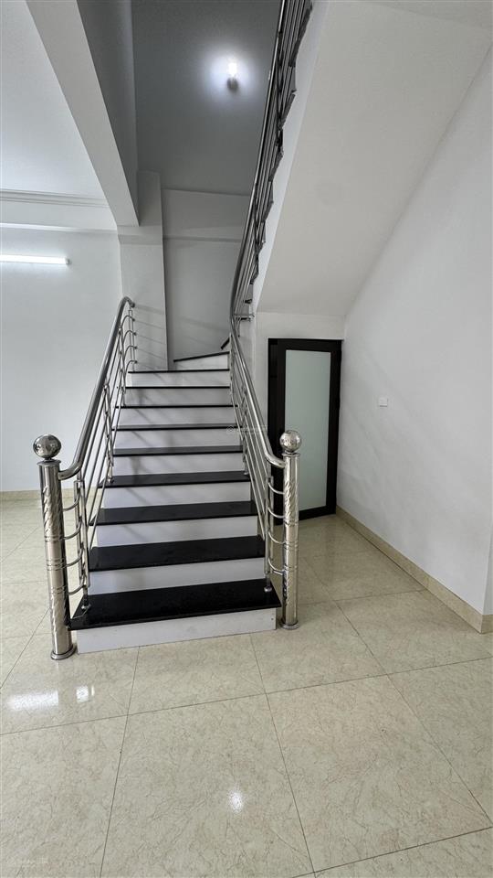 Bán gấp nhà 2 tầng 50m2 đông mỹ, hà nội | 3 phòng ngủ | sổ đỏ | gần ô tô | giá quanh 4.5 tỷ