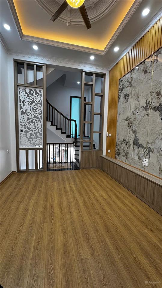 Bán gấp nhà ngọc hồi 45,3m2 4 tầng + lửng, giáp ql1a, bv nông nghiệp, ga ngọc hồi, chỉ 6,7 tỷ