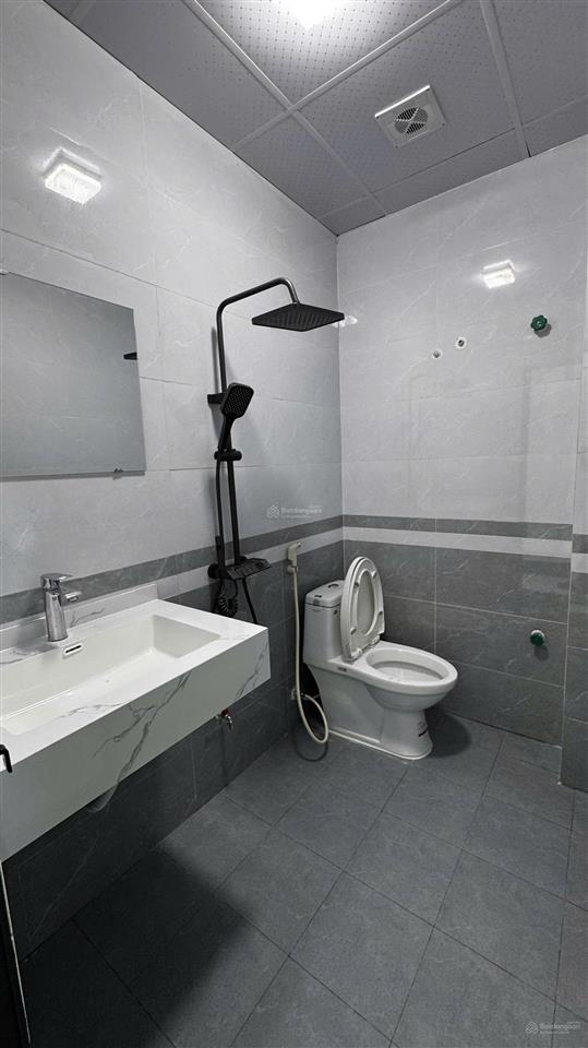 Bán gấp nhà ngọc hồi 45,3m2 4 tầng + lửng, giáp ql1a, bv nông nghiệp, ga ngọc hồi, chỉ 6,7 tỷ