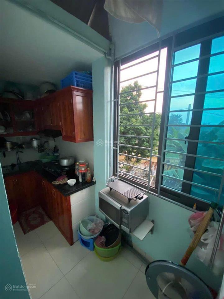 Chỉ 4,5 tỷ nhà 2 tầng 40m2 gần ga ngọc hồi ô tô 7 chỗ đỗ cửa sát đại đô thị vingroup