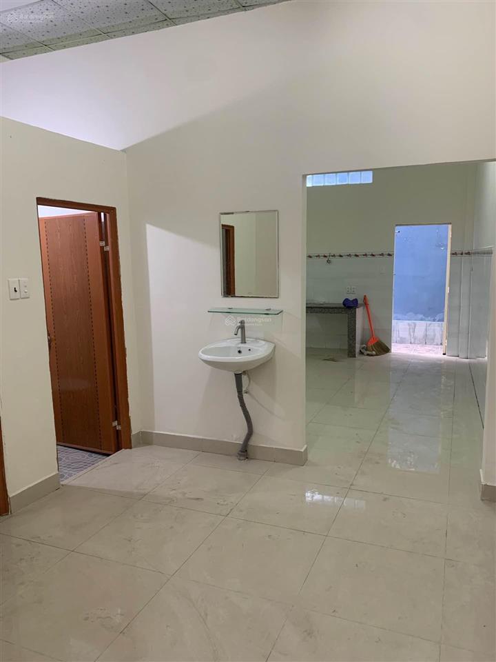 Bán nhà mặt tiền kinh doanh gần lê văn việt 125m2 ôtô tránh chợ hiệp phú, ngang gần 5m, nhỉnh 8 tỷ