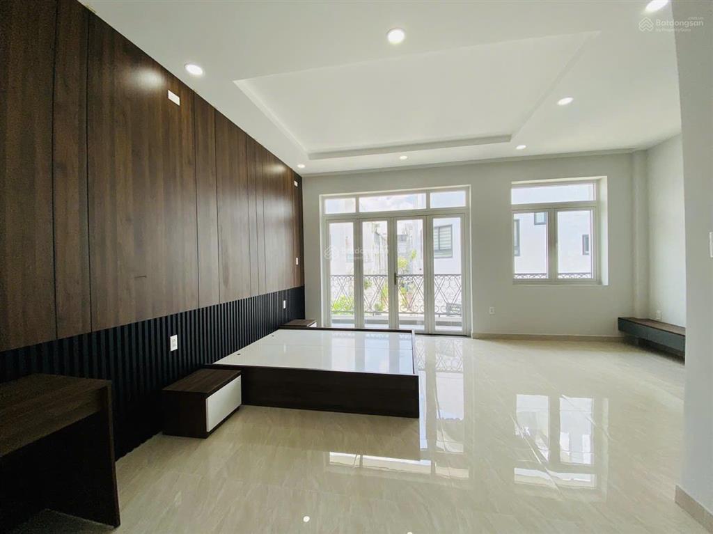 Mặt tiền kinh doanh đa ngành nghề ngay xa lộ hà nội, quận 9, ngang 6m bề thế,2 tầng btct,nhỉnh 6 tỷ