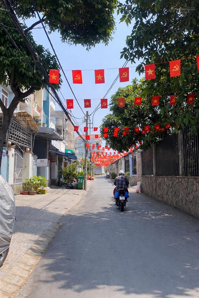 Bán nhà 76m2 hẻm xe hơi phước long a, quận 9 cũ ngay ga metro xa lộ hà nội, chưa tới 6 tỷ