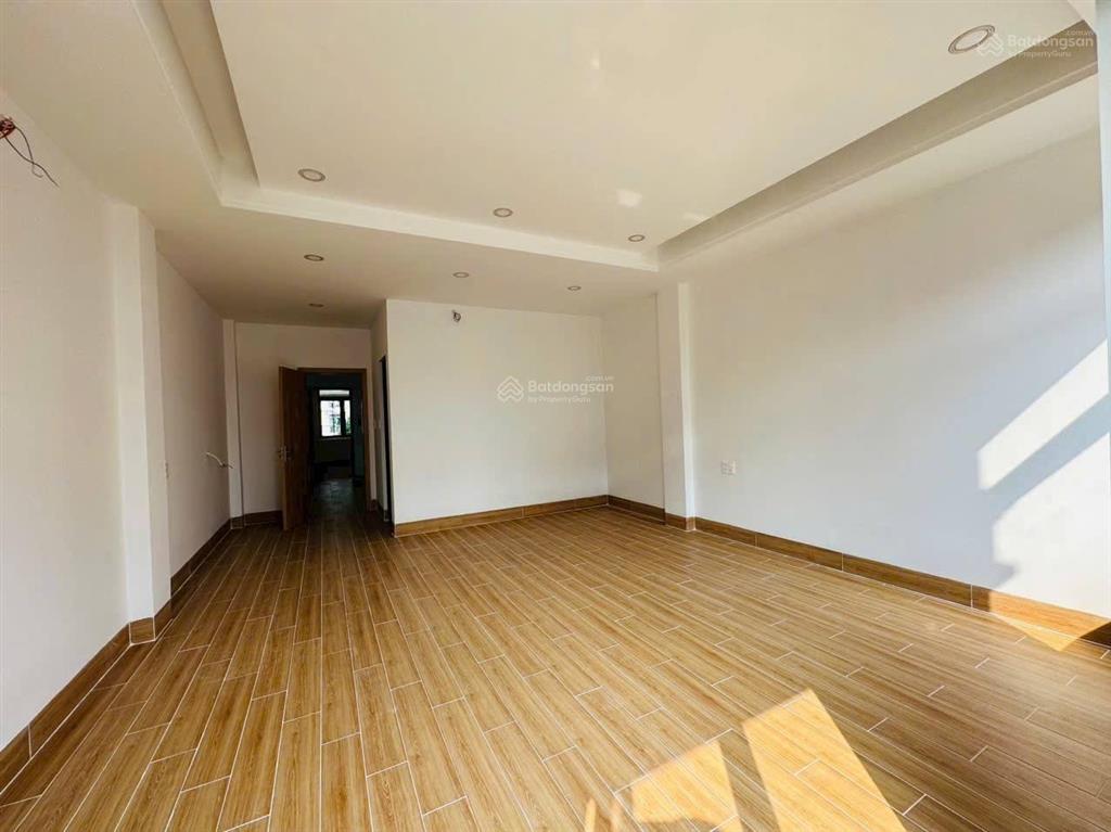 Nhà 1 trệt 1 lầu đỗ xuân hợp phước long b, 100m (5x20m), đường ô tô đỗ cửa, đối diện phước bình