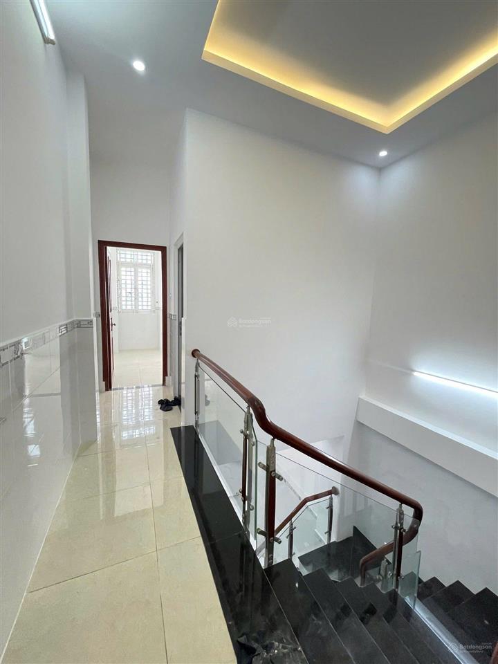 Bán nhà đỗ xuân hợp 75m2, 2 tầng, đối diện đại học văn hóa, phước long b, quận 9 cũ.