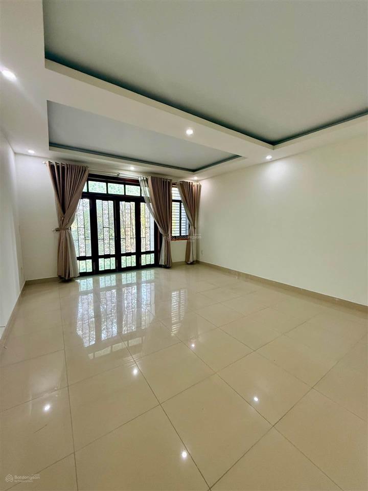 Bán nhà 2 tầng đỗ xuân hợp, 90m2, ngang 5m, hẻm xe hơi, đối diện phước bình, hơn 5 tỷ