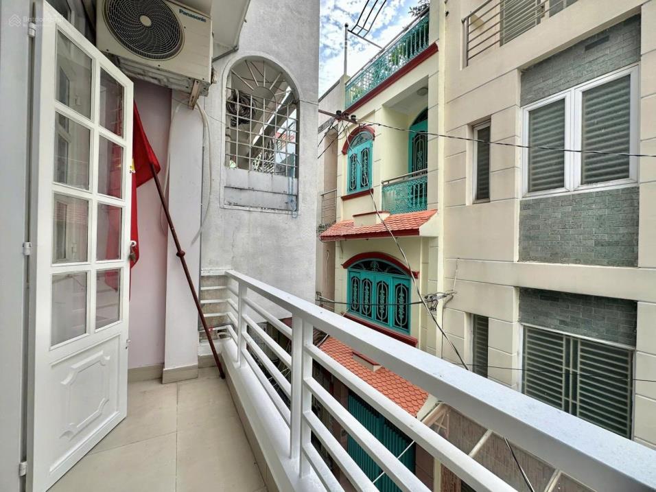 GẤP VỀ QUÊ ĐÓN TẾT Nhà Đồng Nai P15 Quận 10. Ngang 5.8m dài 10m. Vị Trí  Kinh doanh 3