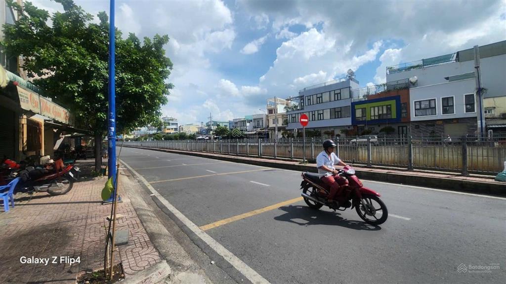 Bán nhà bình hưng hòa a  bình tân. 4,1x12. hxh thông. ngay chợ gò xoài. nhỉnh 4 tỷ