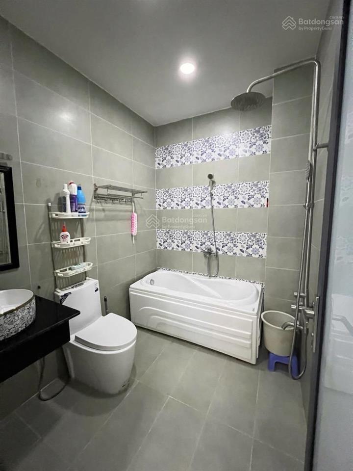 Nhà 3 tầng btct âu dương lân, 43m², 3pn, 3wc, full nội thất, 6.19 tỷ
