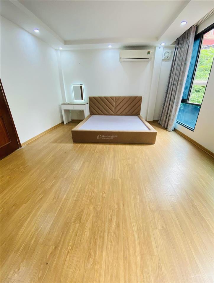 Cần bán gấp nhà đường tựu liệt  thanh trì  hà nội  ô tô tải tránh 40m2 4 tầng