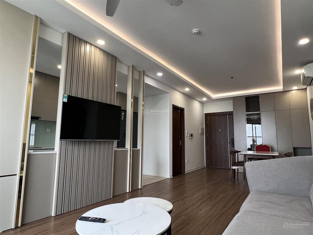Tôi chính chủ bán cc căn góc, tầng đẹp tại bình minh garden, 105m2, 3pn, 2wc, full nội thất