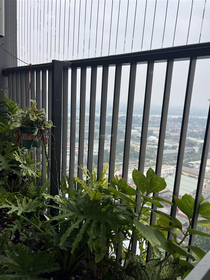 Tôi chính chủ bán cc căn góc, tầng đẹp tại bình minh garden, 105m2, 3pn, 2wc, full nội thất