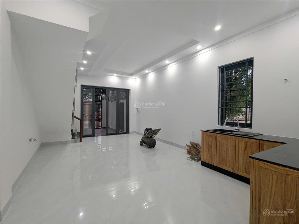 Cho thuê nhà 3pn, 3vs, 87.5m2, 9 triệu vnd/th tại khu đô thị cát tường phú hưng