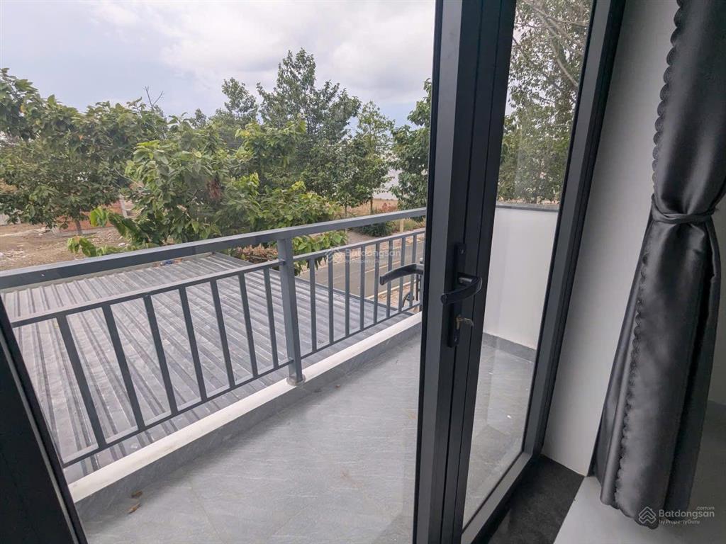 Cho thuê nhà 3pn, 3vs, 87.5m2, 9 triệu vnd/th tại khu đô thị cát tường phú hưng