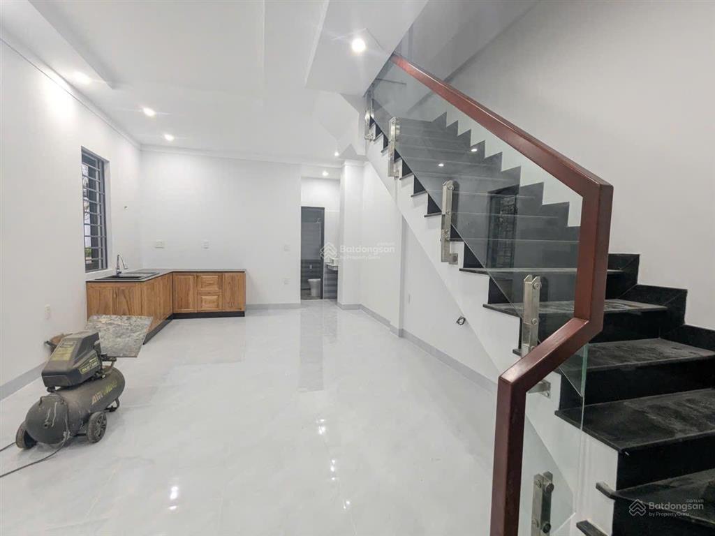 Cho thuê nhà 3pn, 3vs, 87.5m2, 9 triệu vnd/th tại khu đô thị cát tường phú hưng