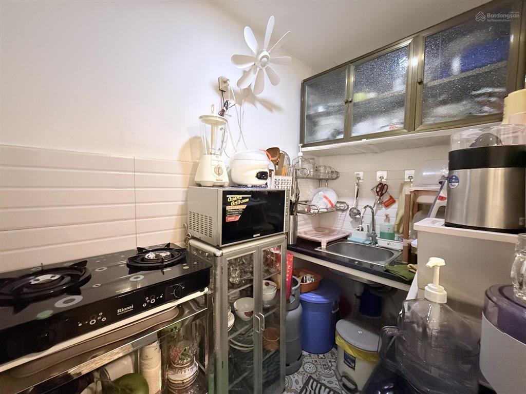 Chính chủ cho thuê chdv 45m2 ngay chợ hoàng hoa thám full nt máy giặt riêng