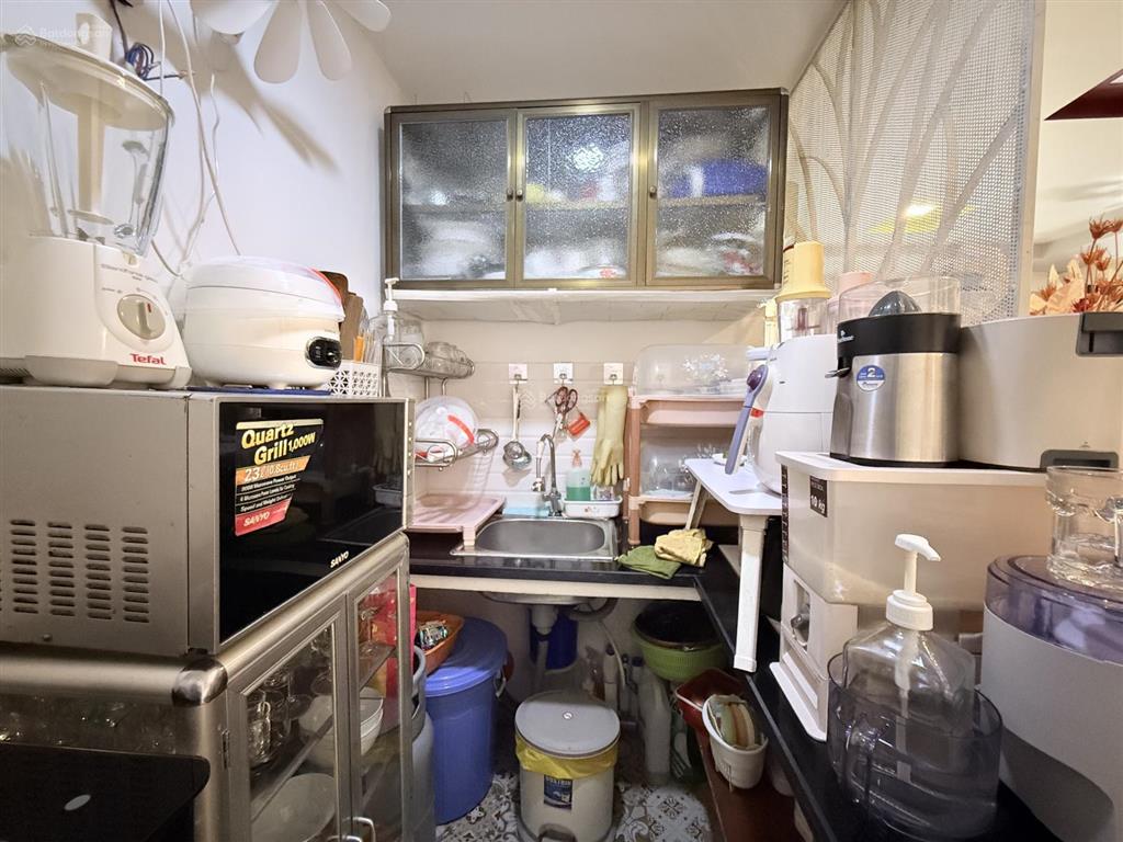 Chính chủ cho thuê chdv 45m2 ngay chợ hoàng hoa thám full nt máy giặt riêng