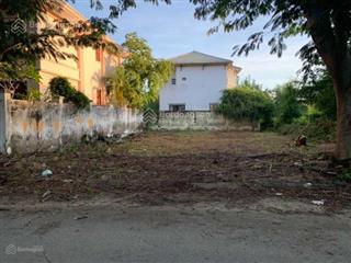 Bán gấp căn góc 3 mặt tiền 435m2 sổ hồng riêng giá chỉ 40tr/m2.   0901 004 ***