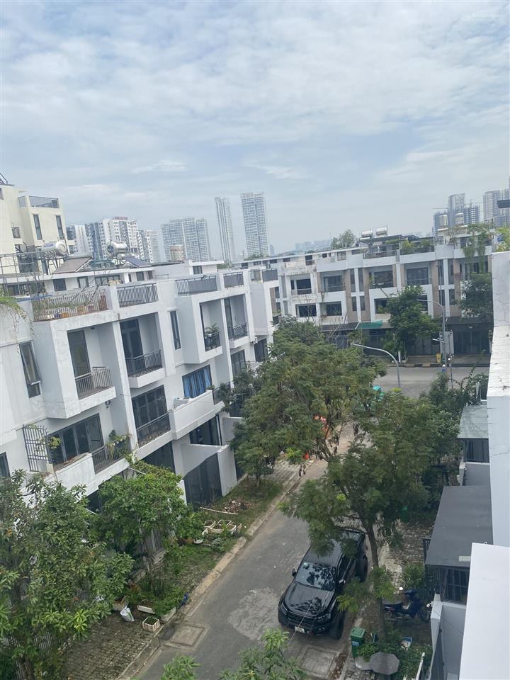 Bán nhà phố kdc lập phúc phước kiển.giá 8.2 tỷ.phước kiển nhà bè.