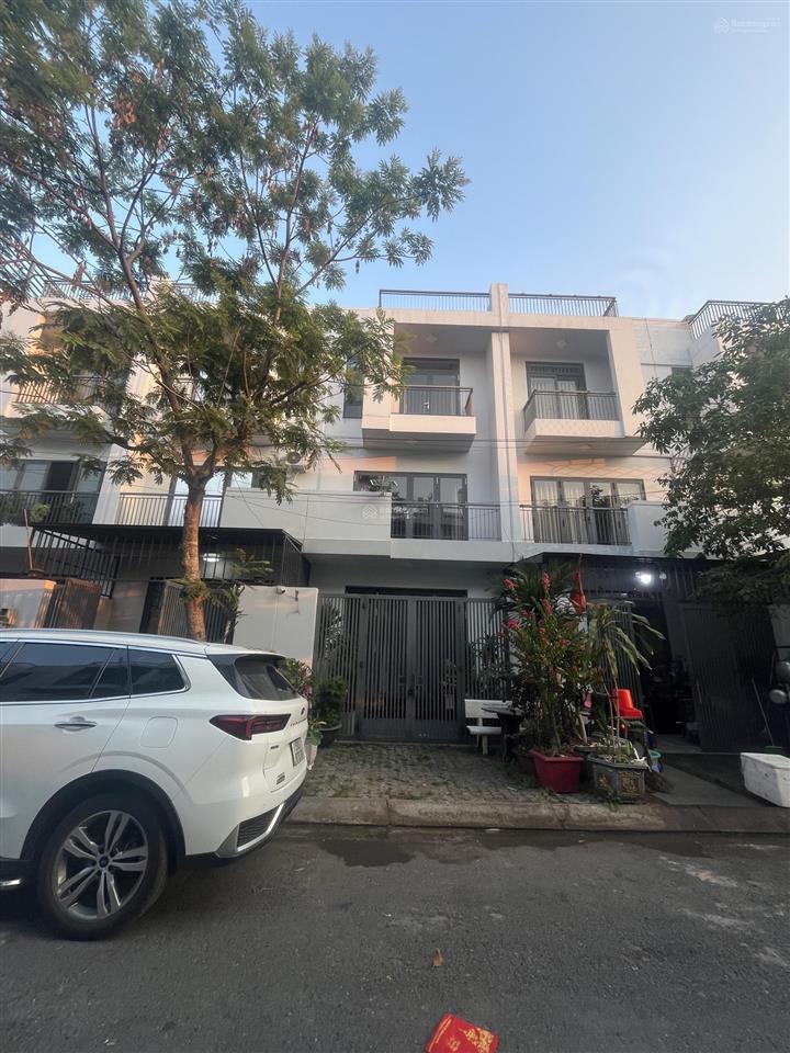 Nhà phố kdc lập phúc phước kiển. giá 8.5 tỷ. xã nhà bè gần q7