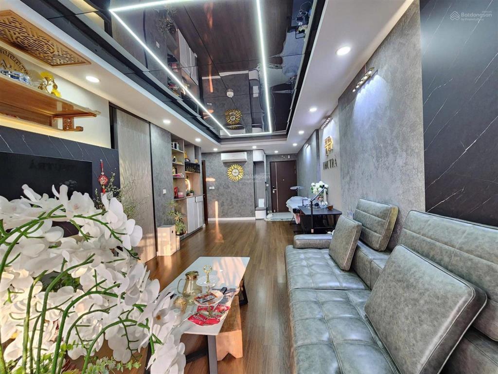 Bán căn hộ toà a1 phương đông tại số 8 trần thủ độ, dt 76m2 2pn 2 wc. giá 6.7 tỷ.  0983 873 ***