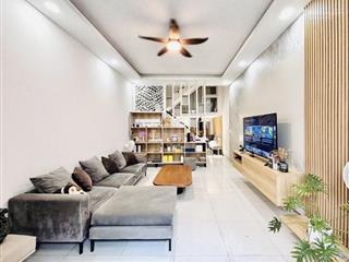 Nguyễn xí  p26  bình thạnh
64m2 , 4 tầng ( 4,2x 15) 5pn, 5 wc
chỉ nhỉnh 11 tỷ