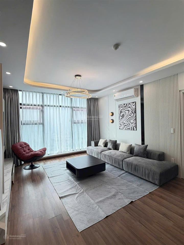 Chính chủ cần bán gấp chcc mỹ đình plaza 2 77.5m 2pn đủ đồ đẹp, sẵn sổ giá 7 tỷ.  0968 748 ***